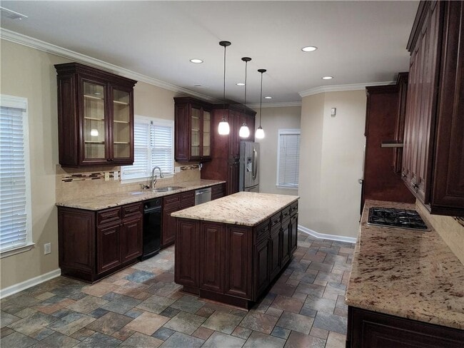 Photo - 12990 Meridian Ct