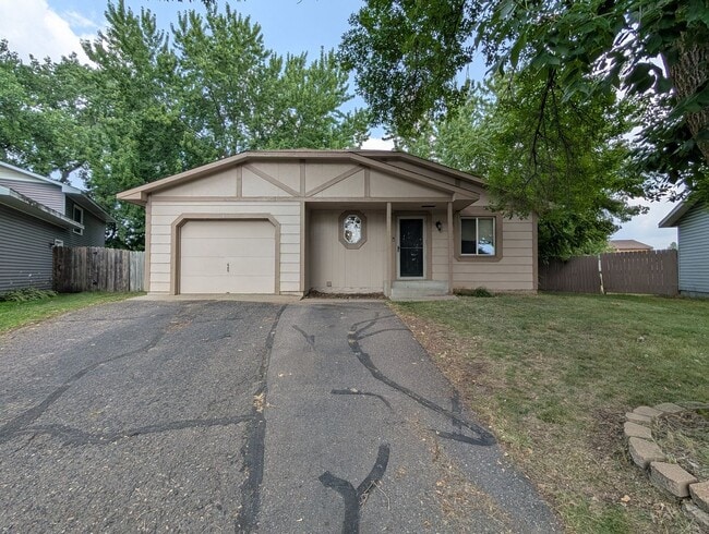 Building Photo - Elk River 3bd 2ba House For Rent