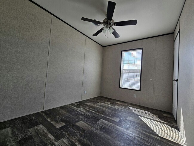 Photo - 1030 Myakka Dr