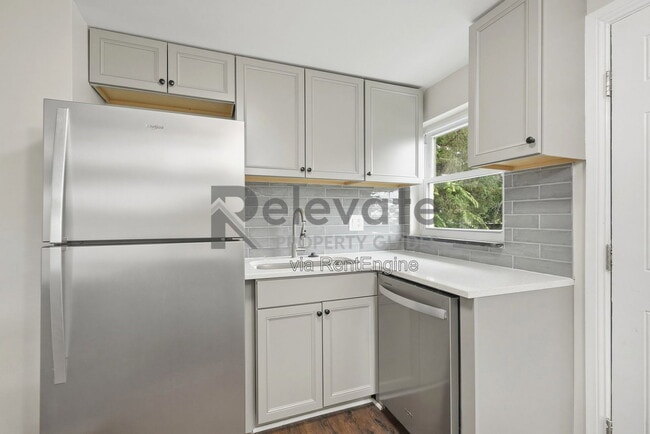 Photo - 3605 South St