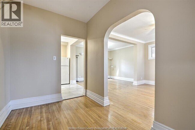 Photo - 1557 Lincoln Rd