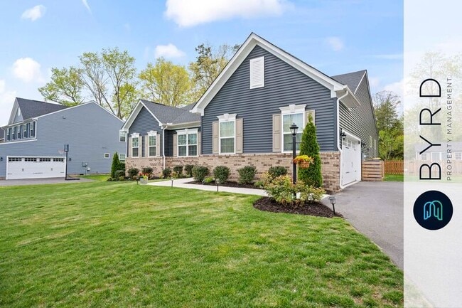 Photo - 4900 Sir Sagamore Dr