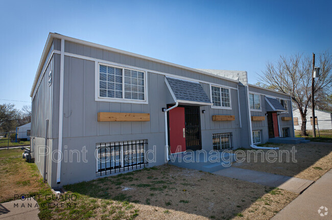 Building Photo - 2114 E 16th St N Rental