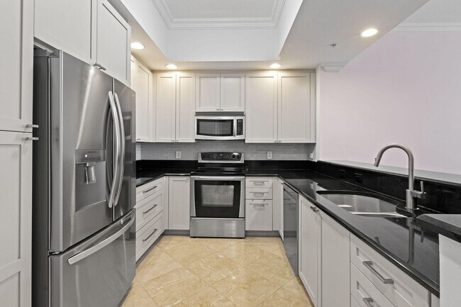 Photo - 701 S Olive Ave Unidad 818