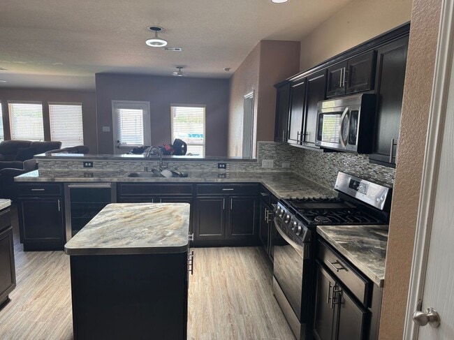 Photo - 3022 Cambridge Meadows Ln