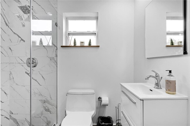 Photo - 6860 SW 37th St