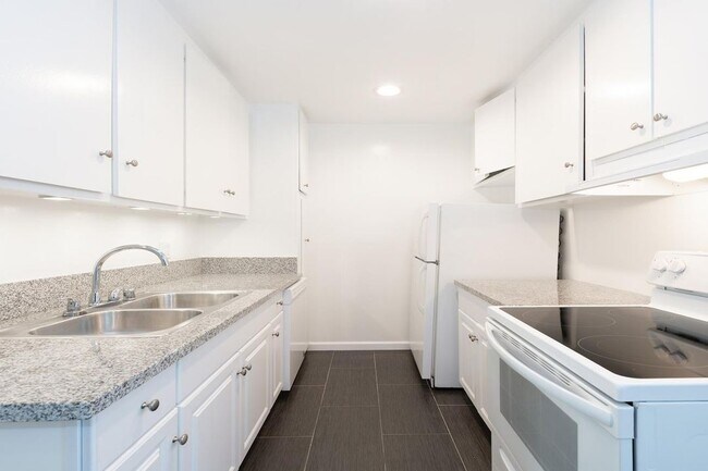 Photo - 1738 Armacost Ave,