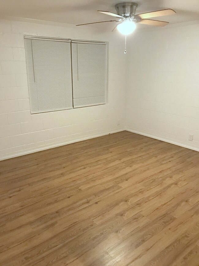 Photo - 217 S 7th St