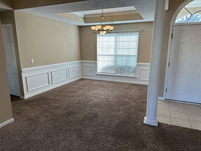 Photo - 199 Lancaster Way