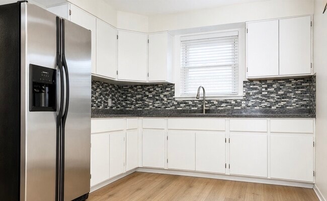 Photo - 14814 Wabash Ave