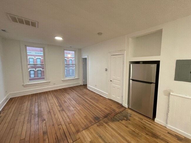 Photo - 1450 W 18th St Unidad 3 Front
