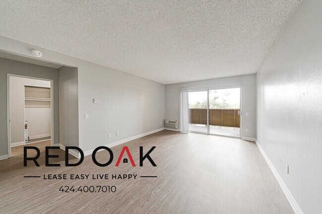 Building Photo - 321 E Orangewood Ave Unit C-7