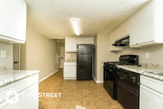 Photo - 830 Durham Crossing