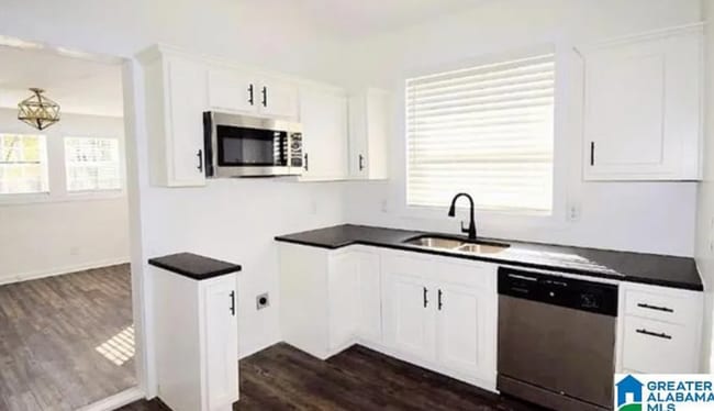 117 3rd Ave S