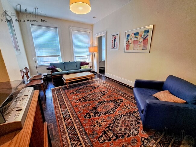 Building Photo - 17 Tileston St Unit 3 Rental