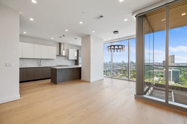 Photo - 1711 Allen Pkwy Unit 2202