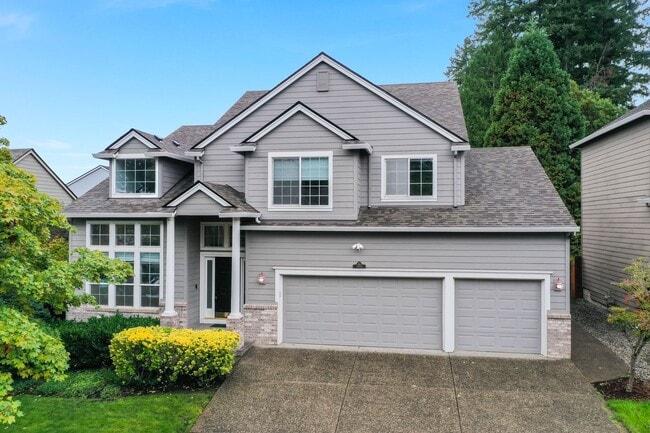 Building Photo - Beautiful 4 Bed, 3 Bath Rental Home in Bea...