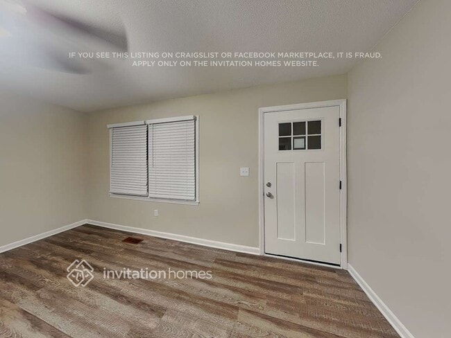 Photo - 90 Hillcrest Ave SE