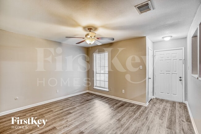 Photo - 18742 Glen Briar Ln