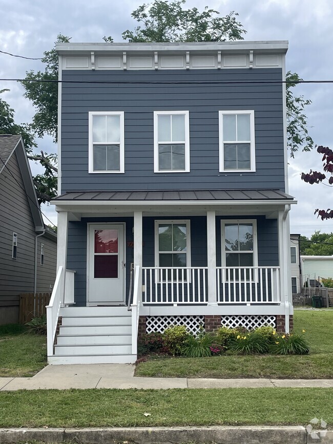 Building Photo - 1208 N 33rd St Rental