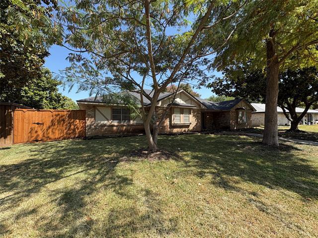 Photo - 1025 Cloverdale Ln