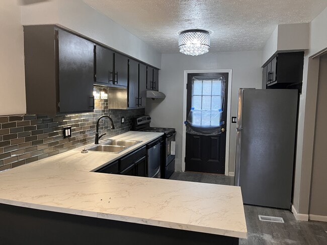 Photo - 5174-5174 Belle Isle Dr Unit 5174