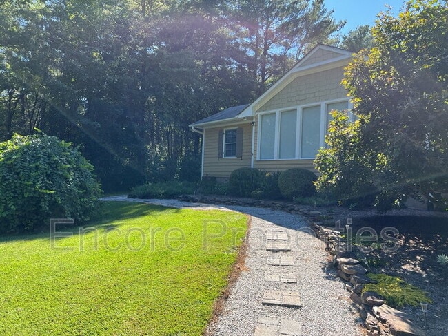 Photo - 105 Baybrook Ct