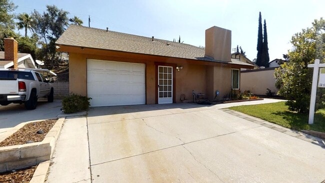 Photo - 4/2 Two-Story Canyon Crest Charmer for Lease!