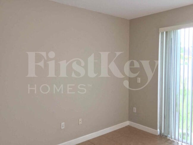 Photo - 10773 SW 245th St
