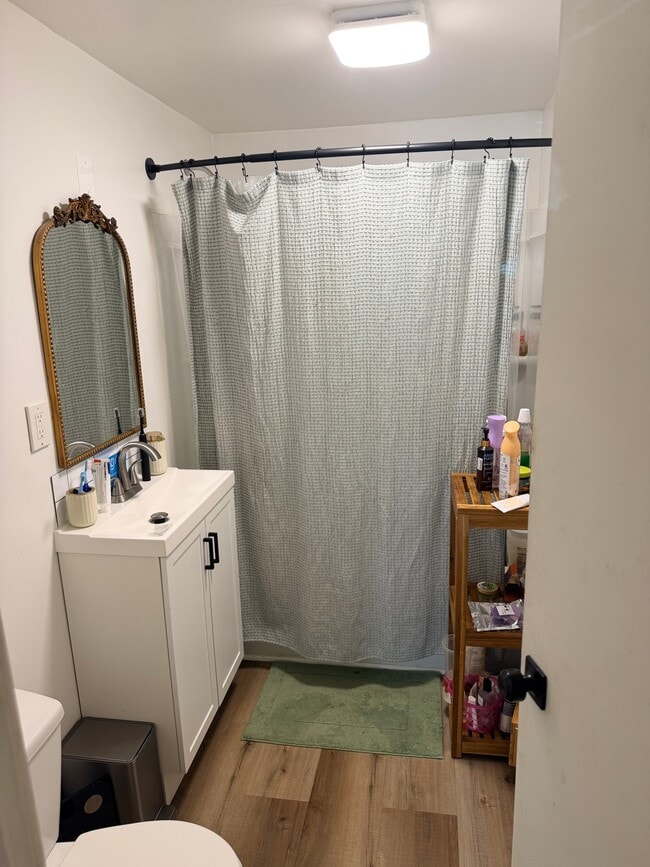 394-394 Page Blvd Unit 392 pg BLVD A