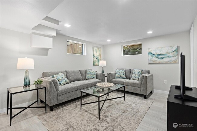 Photo - 522 25th Ave Unidad Lower Level