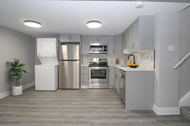 Photo - 8 A Springbrook Dr Unit 8A1