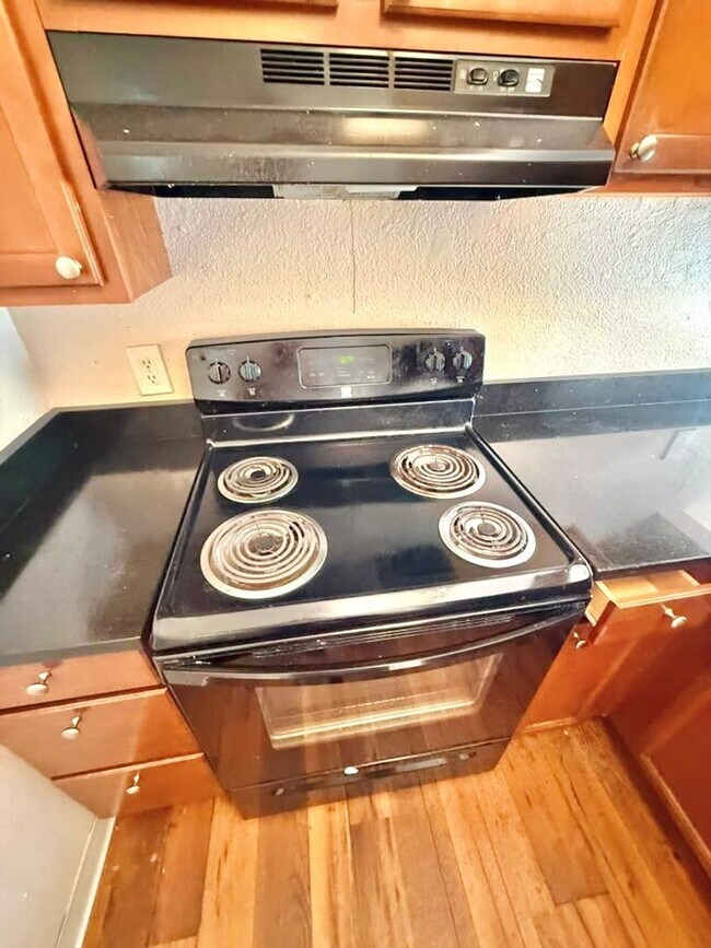 4259 8th Ave NE Unidad 6