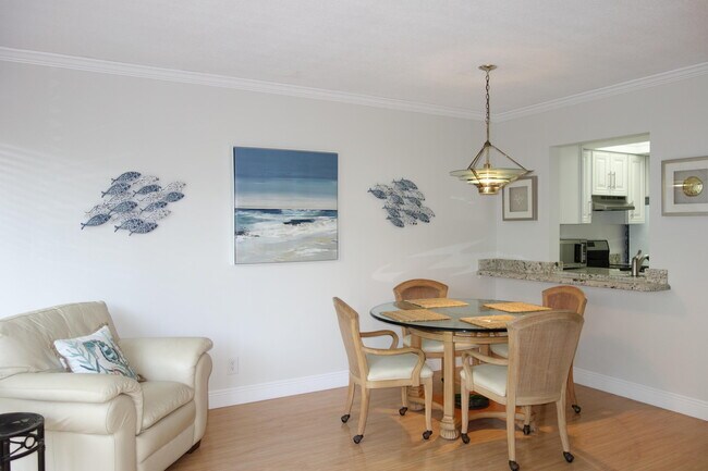 Photo - 2020 Terra Mar Dr Unidad 205