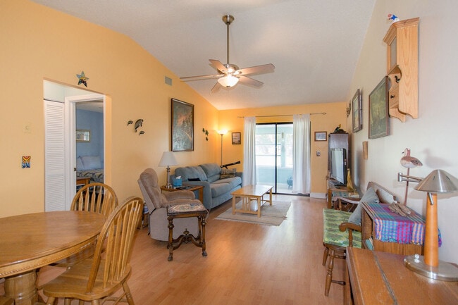 Building Photo - 1152 Fairvilla Dr Unit ID1246600P Rental