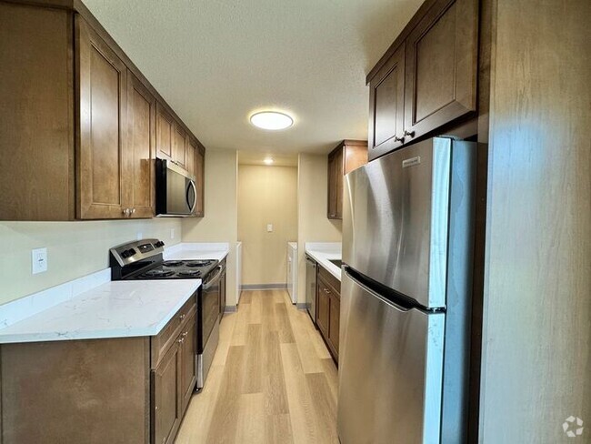 Building Photo - AVAILABLE NOW! Newly Renovated 2 Bedroom D... Rental