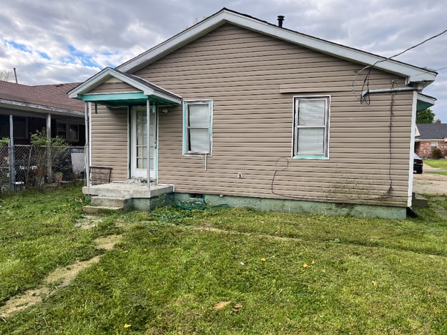 Photo - 273 W Essex Ave