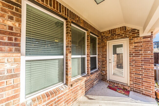 Covered patio. - 1725 Bald Eagle Dr