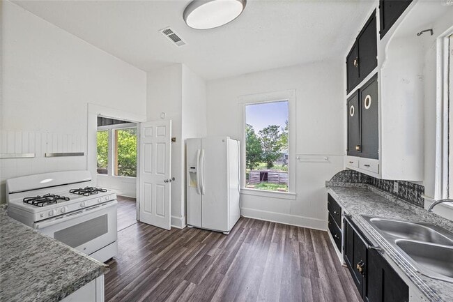 Photo - 433 E Davilla St