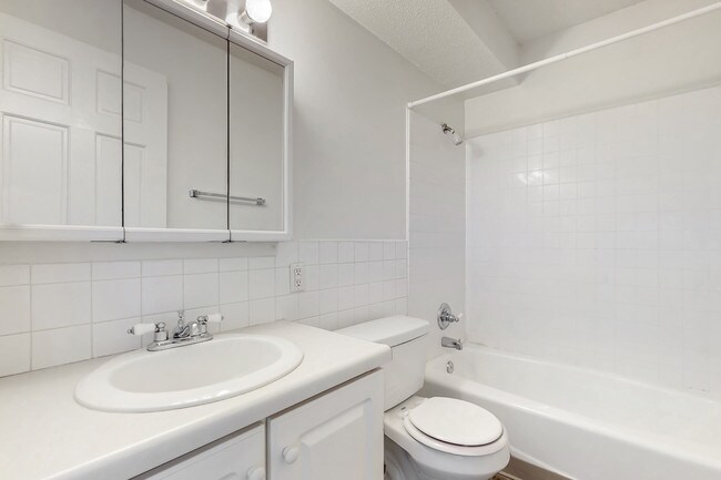 Photo - The 31st Street Apartments