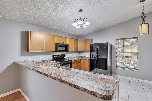 Photo - 24139 Twin Ct