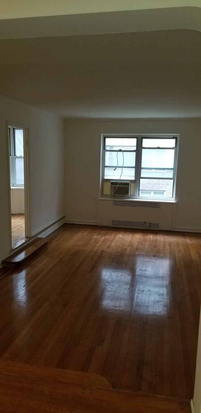 Studio Apartments for Rent in Queens, NY