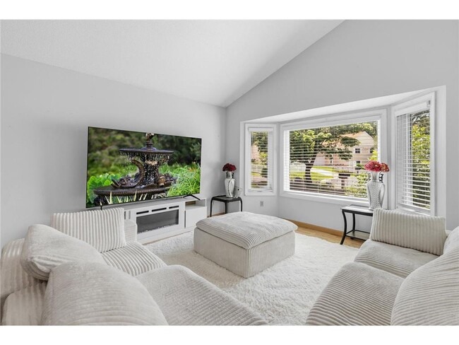 Photo - 9887 Ilex St NW