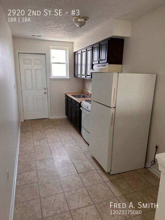 Photo - 2920 2nd St SE-#3