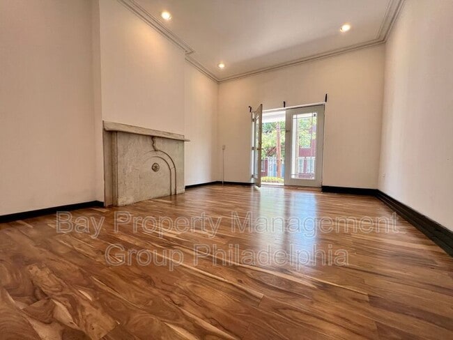 Photo - 412 N 32nd St