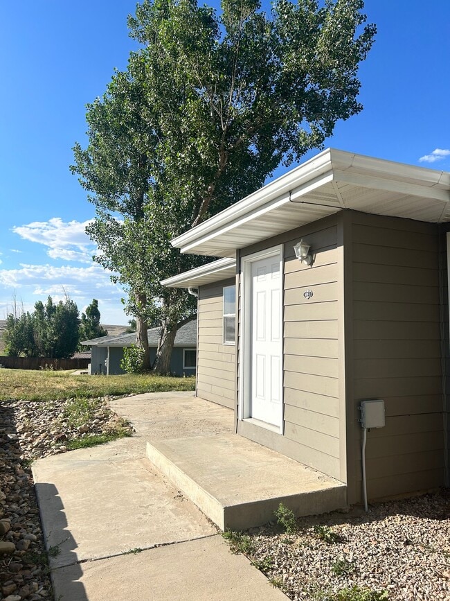 Photo - 608 Overdale Dr