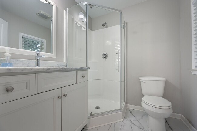 Photo - 107 Southern Blvd