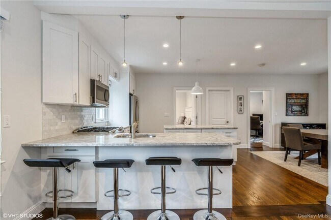 338 Palmer Ave Unit A