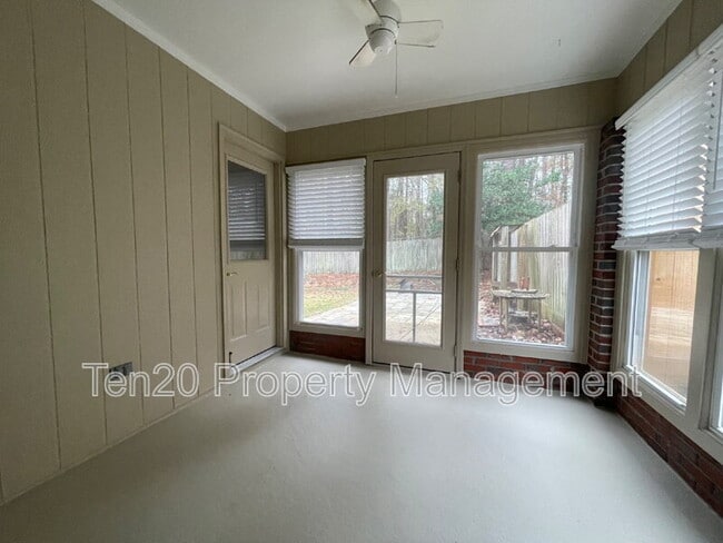 113 Maplebrook Ct