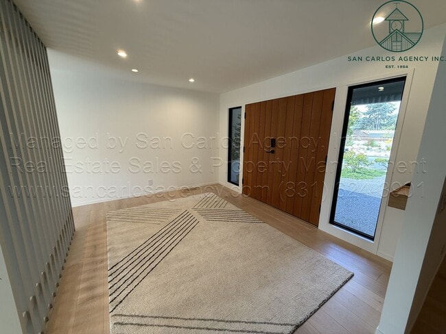 Photo - Newly Remodeled Spacious Three Bedroom Quail Lodge Home